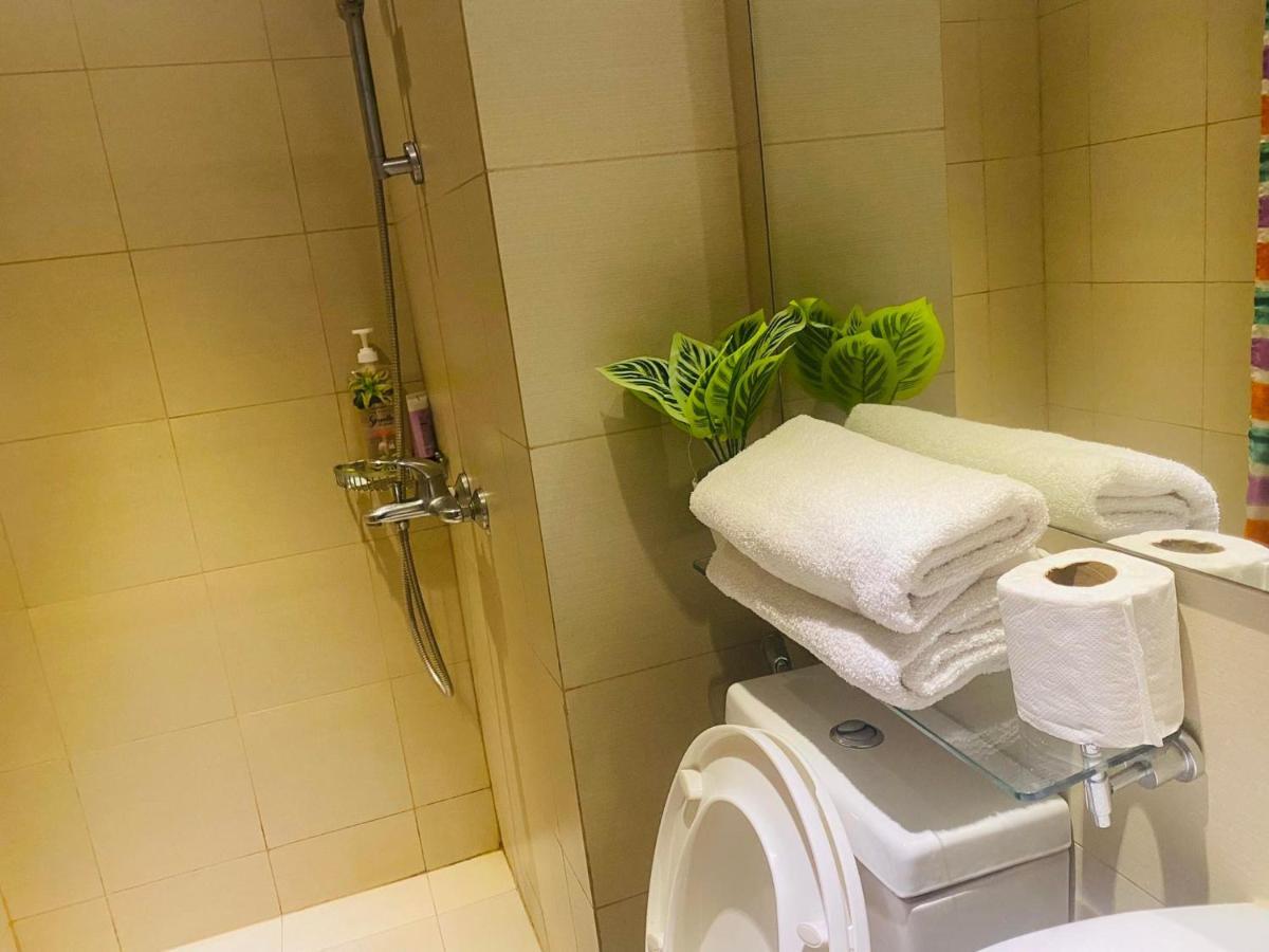 Azure A8 Near Sm Mall/airport +free Wifi Apartment *
